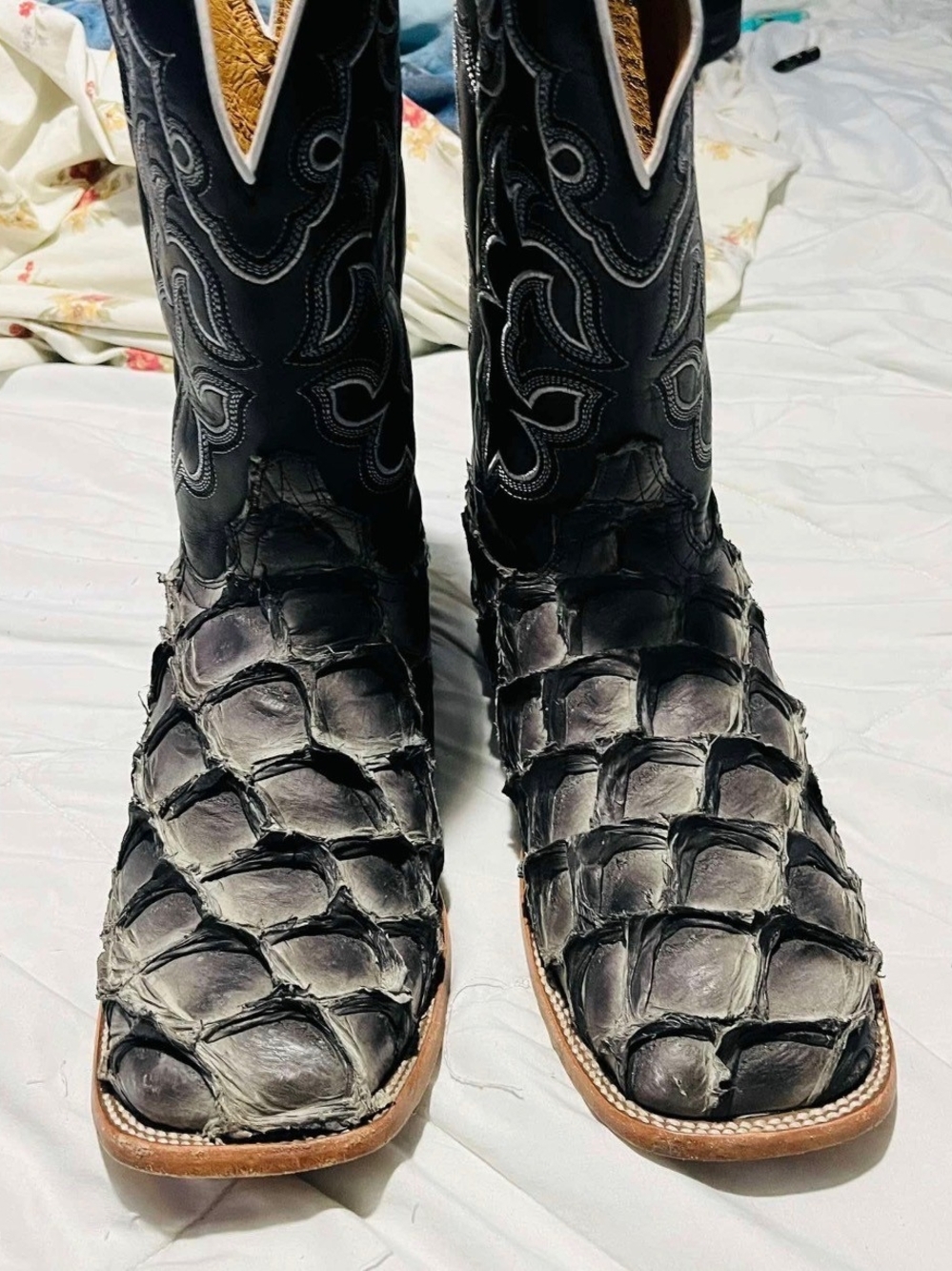 Black Exotic-Texture men's Western Boots